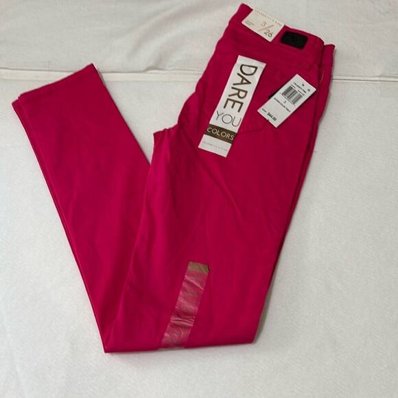 Celebrity Pink Jayden Skinny Pant Junior’s Size 3 Pink New Stretchy Colorful - Picture 6 of 8